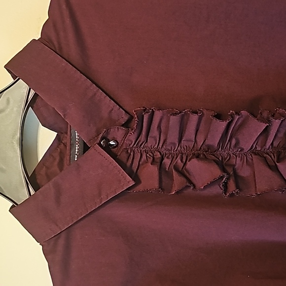 New York & Company Women's Stretch Ruffle Front‎ Long-Sleeves Top Sz XL Burgundy - Picture 2 of 11